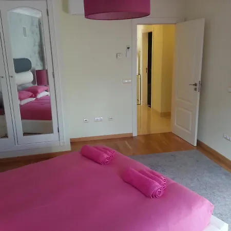 设计公寓酒店 * 埃里塞拉