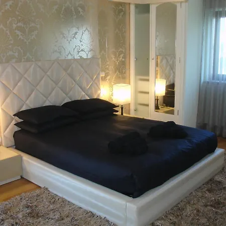 设计公寓酒店 *