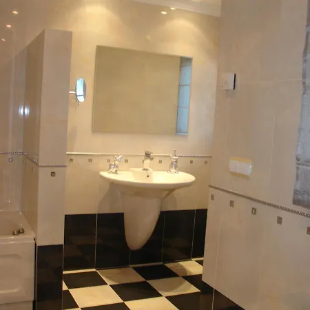 Design 에리세이라